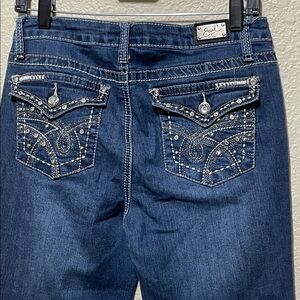 Earl Jeans Women’s Dark Blue Boot Cut Jeans. Good Condition. Size 8. 27" inseam.